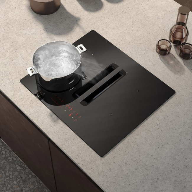 Induction hob with on sale built in extractor